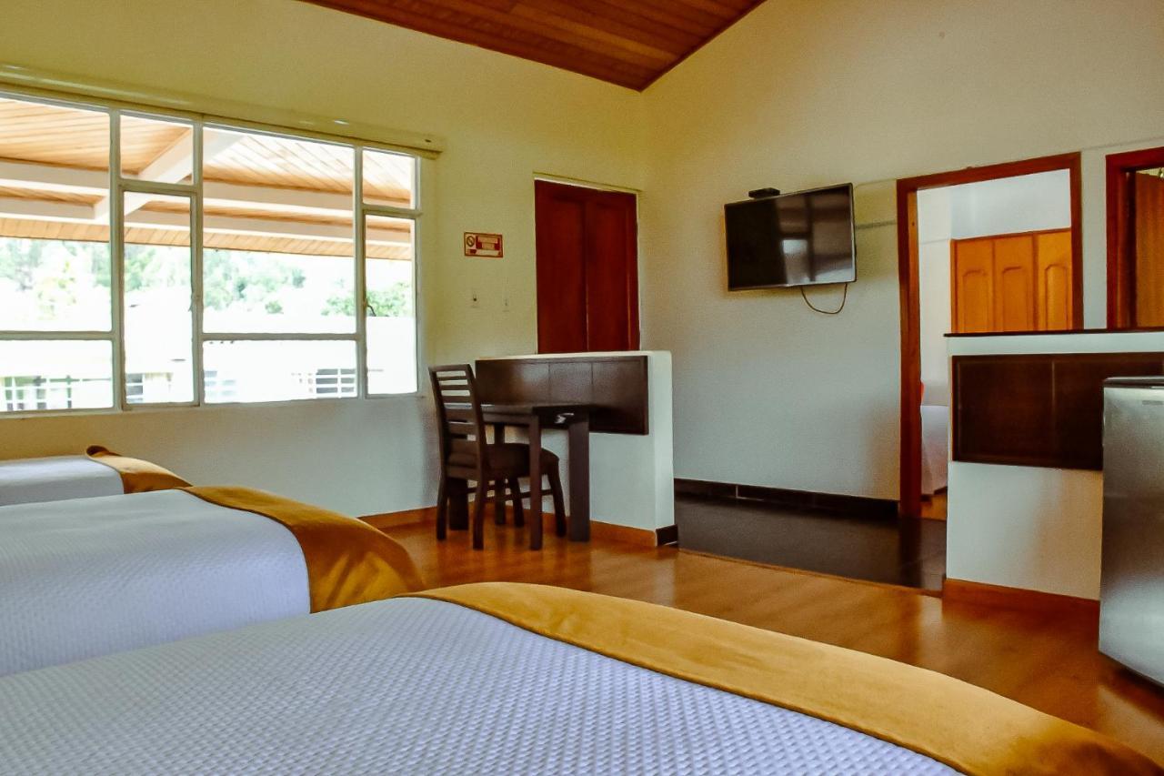 Hotel Villa Vianney Paipa Luaran gambar